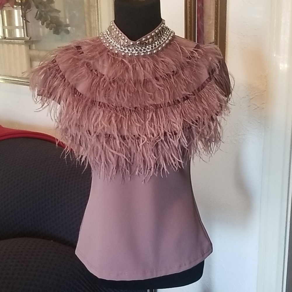 Feathered Top - image 1